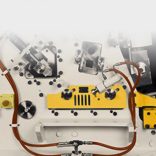 Hidraulikus leszorító idomacél megmunkáló kiegészítõ