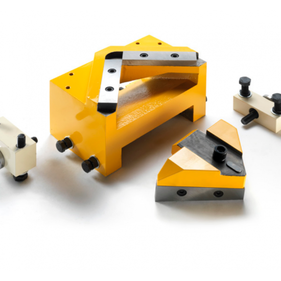 Háromszög kicsípõ (90°) idomacél megmunkáló kiegészítõ